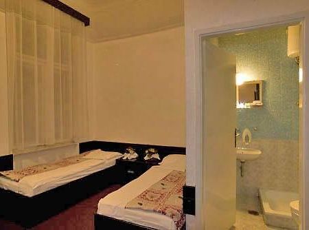 Central Hotel بلغراد المظهر الخارجي الصورة
